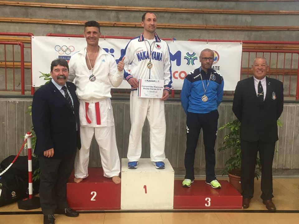 Un Pugliese medaglia d’argento al 6° Campionato Italiano Master Karate 2018.