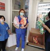 Donazione di uova pasquali presso il reparto di oncoematologia pediatrica di Bari