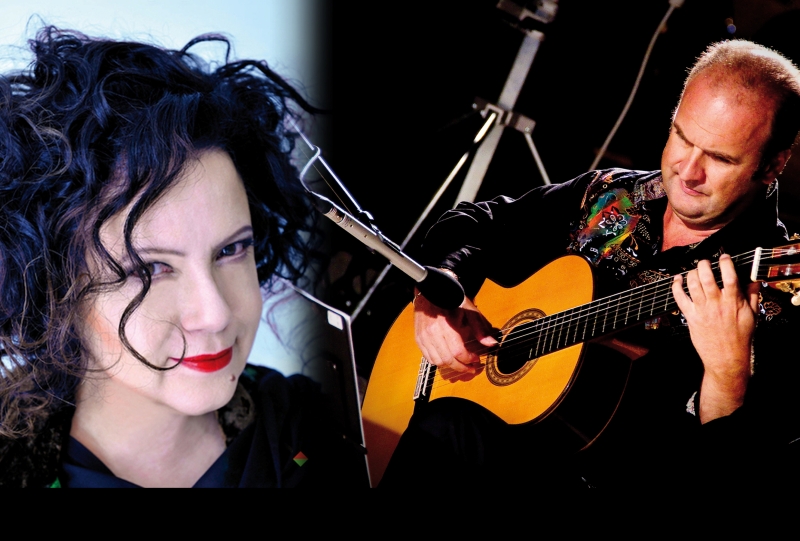 " Antonella  Ruggiero  in "Stralunato  Recital ", il   2 Agosto  a  Mola  di  Bari "