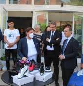 ADM E COMUNE DI GIOIA DEL COLLE UNITI PER LA SOLIDARIETA': IN CORSO LA DISTRIBUZIONE DI CIRCA 1800 PAIA DI SCARPE CONFISCATE