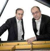 ''AGIMUS  STAGIONI_ 2022  - concerto " LE DONNE DI PUCCINI duo pianistico  M° Aurelio & Paolo Pollice'' a Mola di Bari ''