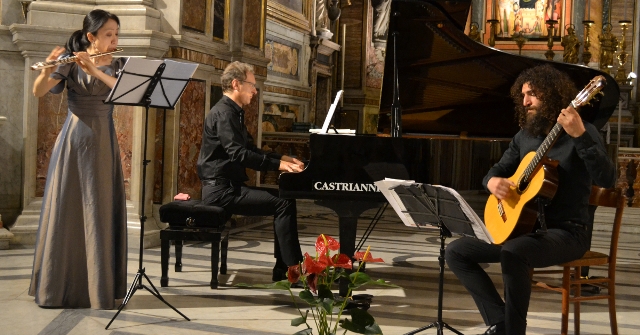 ''DALL 'OPERA  ALLA  DANZA - il concerto del TRIO ROSPIGLIOSI al Teatro WAN WESTERHOUT a Mola di Bari ''
