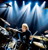 '' Tullio De Piscopo dal Blues al  Jazz con andamento lento -Teatro Radar a Monopoli  3 nov 2022 ''