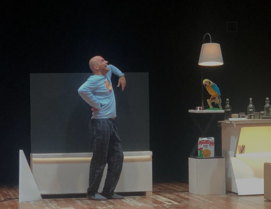 Teatro Mariella (Monopoli). Raffaello Tullo in scena con “Contrattempi moderni”