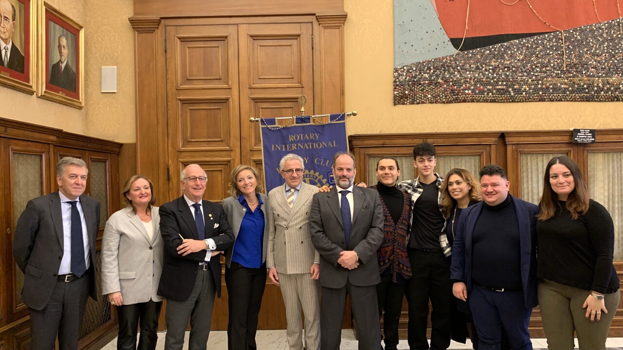 Presentato il service del Rotary Bari Castello a sostegno del disagio giovanile
