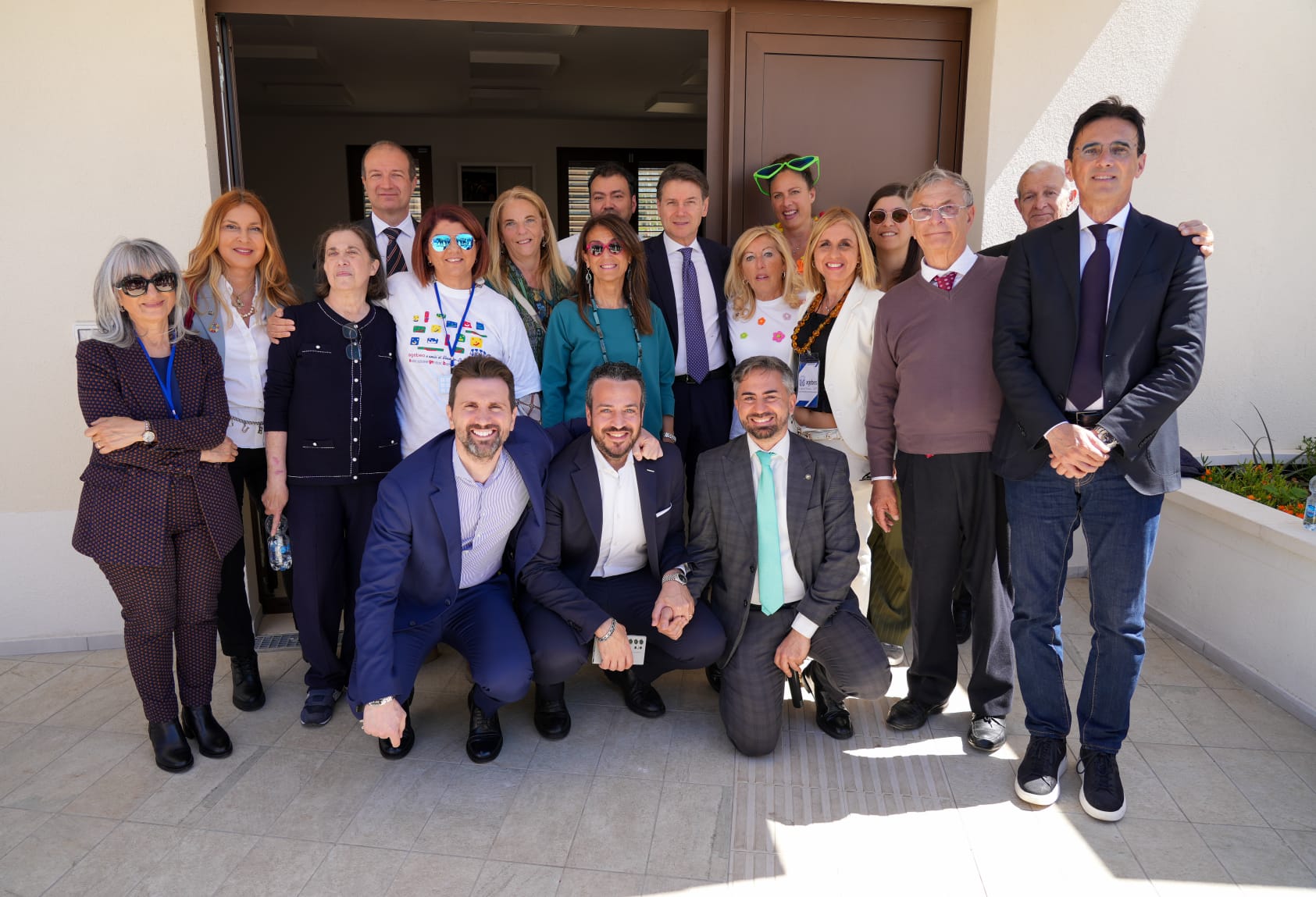 Giuseppe Conte Visita il Villaggio dell'Accoglienza "Agebeo e Trenta Ore per la Vita"