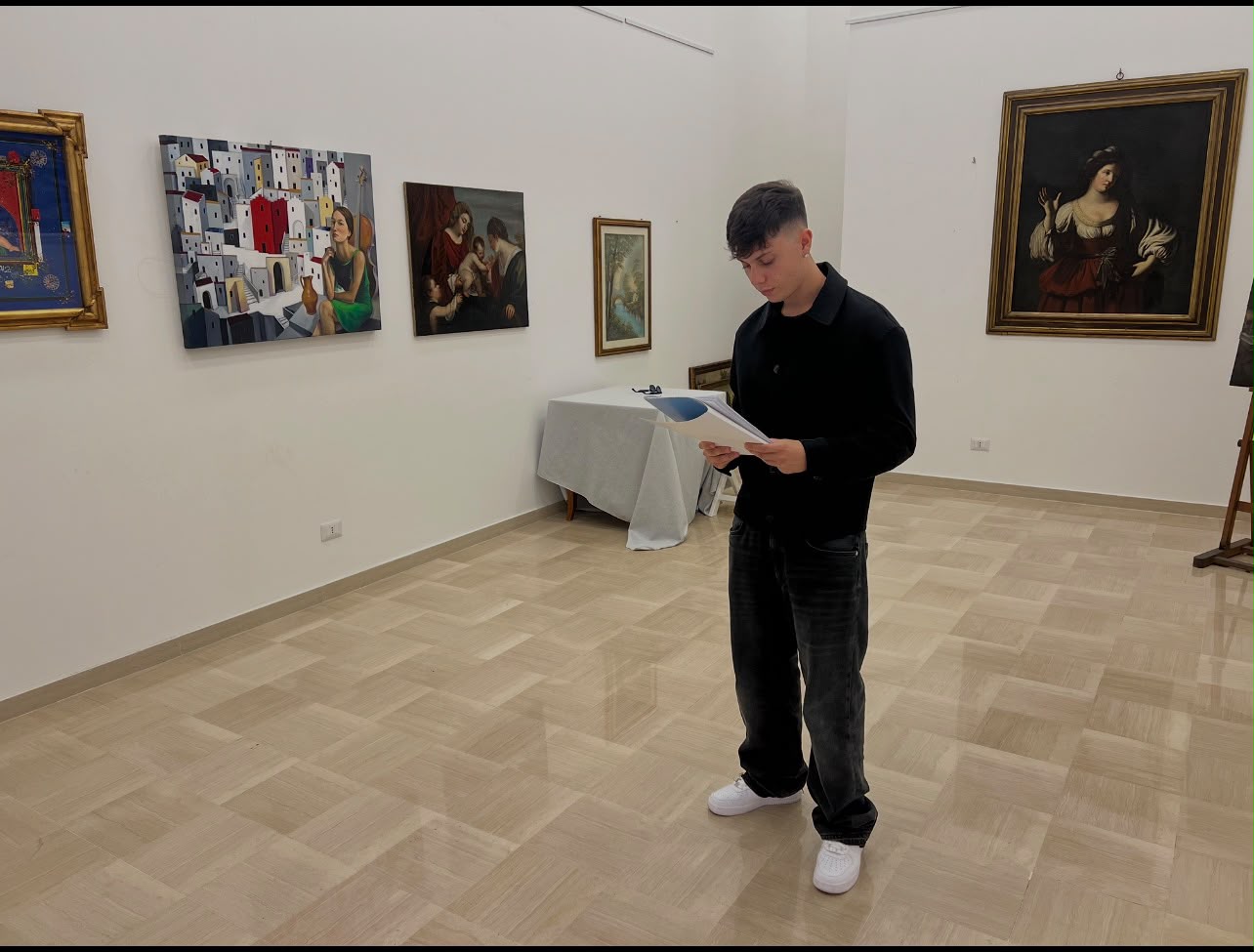 Viaggio nell'arte: la Galleria Kalos inaugura la sua mostra permanente nel cuore di Bari